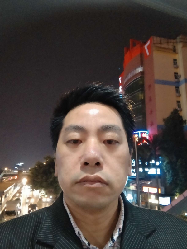 寻找真爱的第一张照片--广州王婆说媒