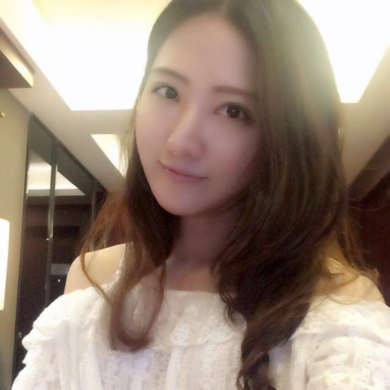 邓思帆的第一张照片--广州王婆说媒