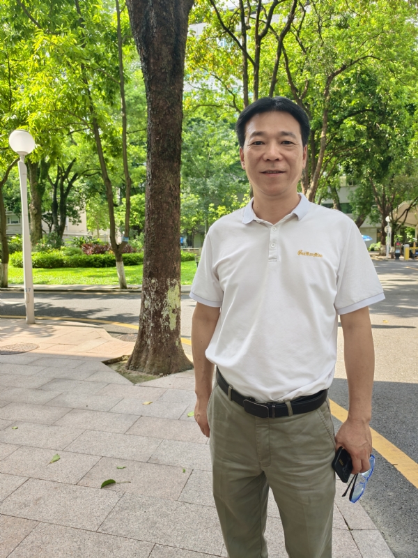 哈哥的第一张照片--广州王婆说媒