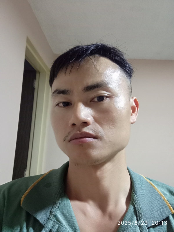 自简的第一张照片--广州王婆说媒